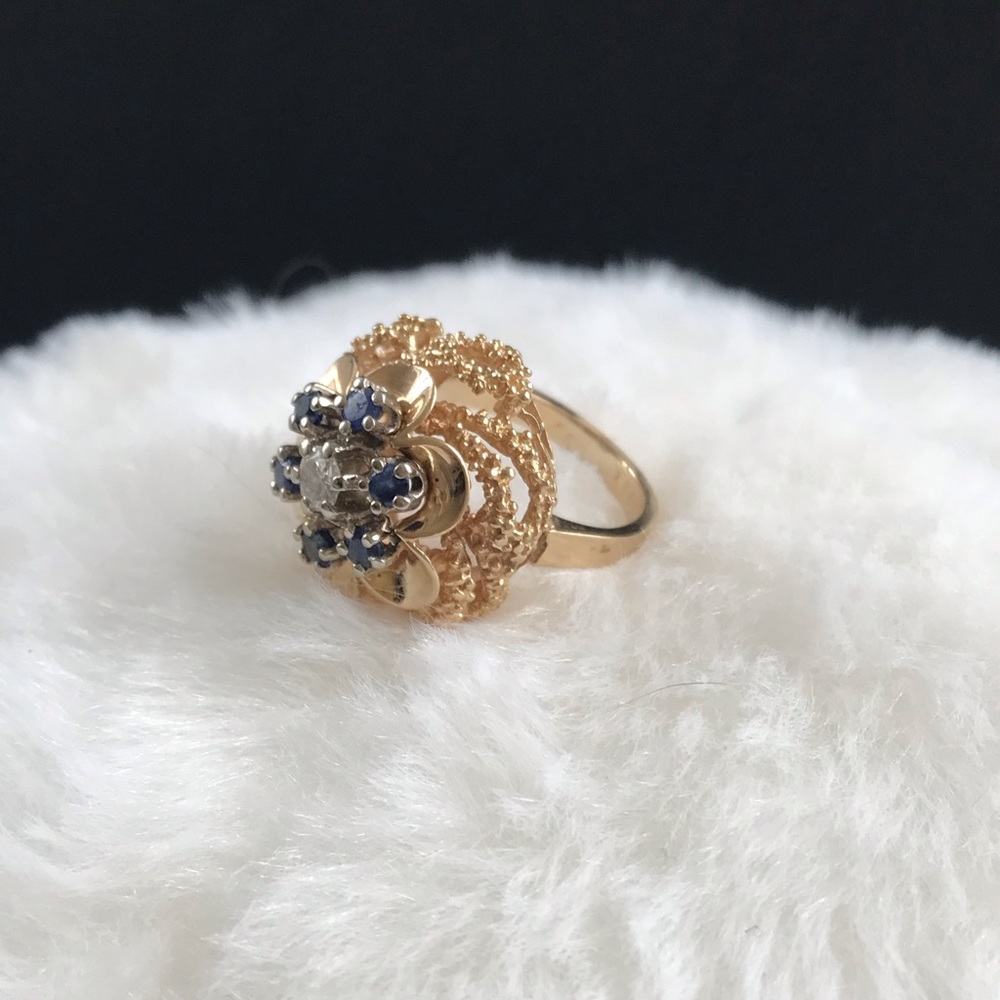 Certified Lady’s Diamond &Blue Sapphire Cluster Ring in Yellow Gold 14K•APPRISED